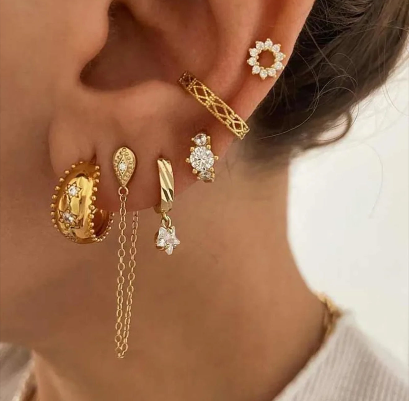 ARETES BRILLA