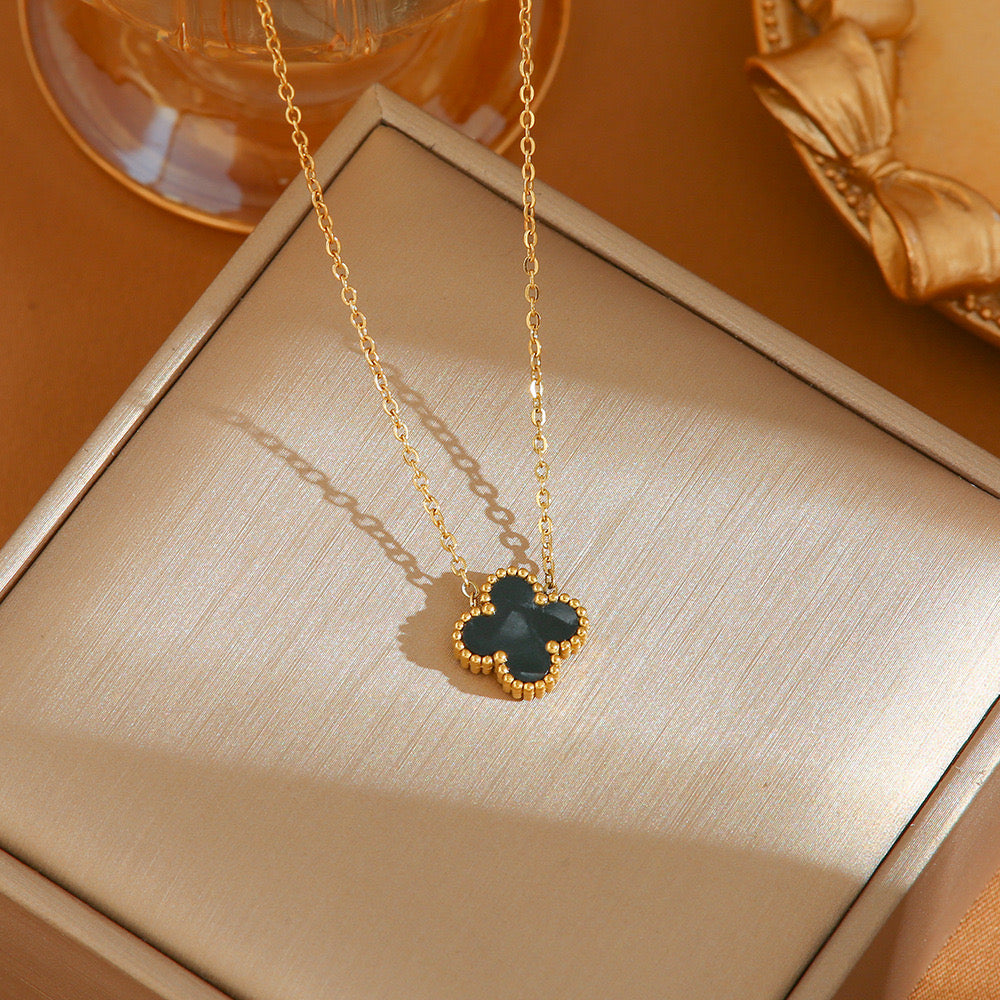 COLLAR CLOVER RAINBOW