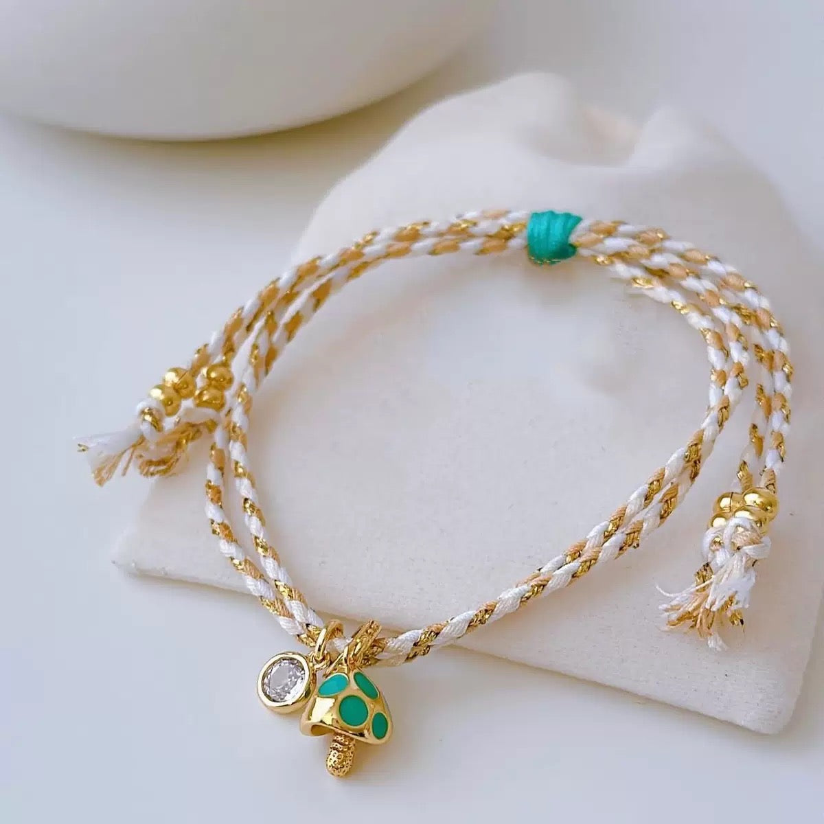 AMAZZI BRACELET