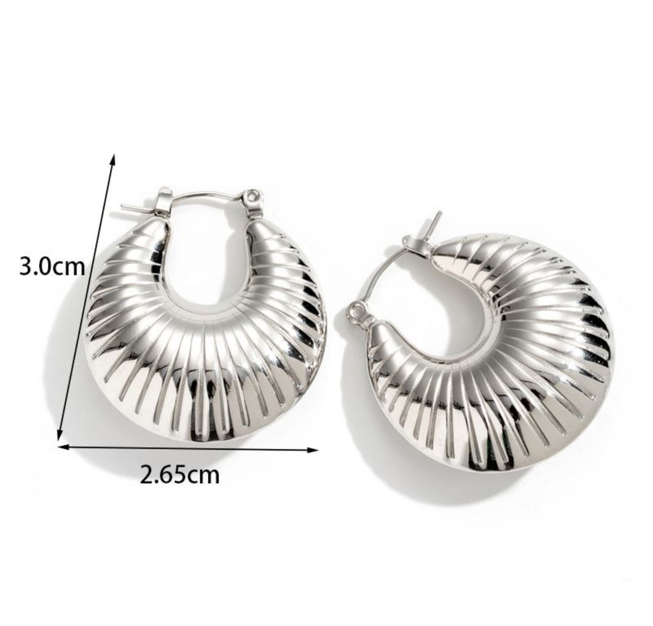 ARETES LILY