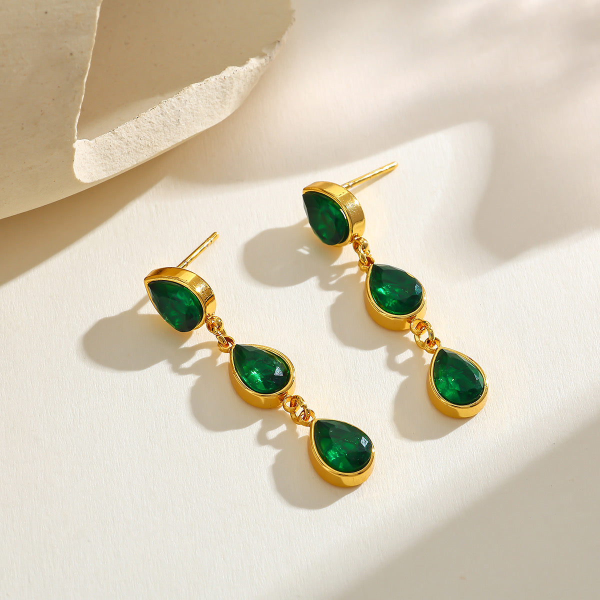 EARRING GALA