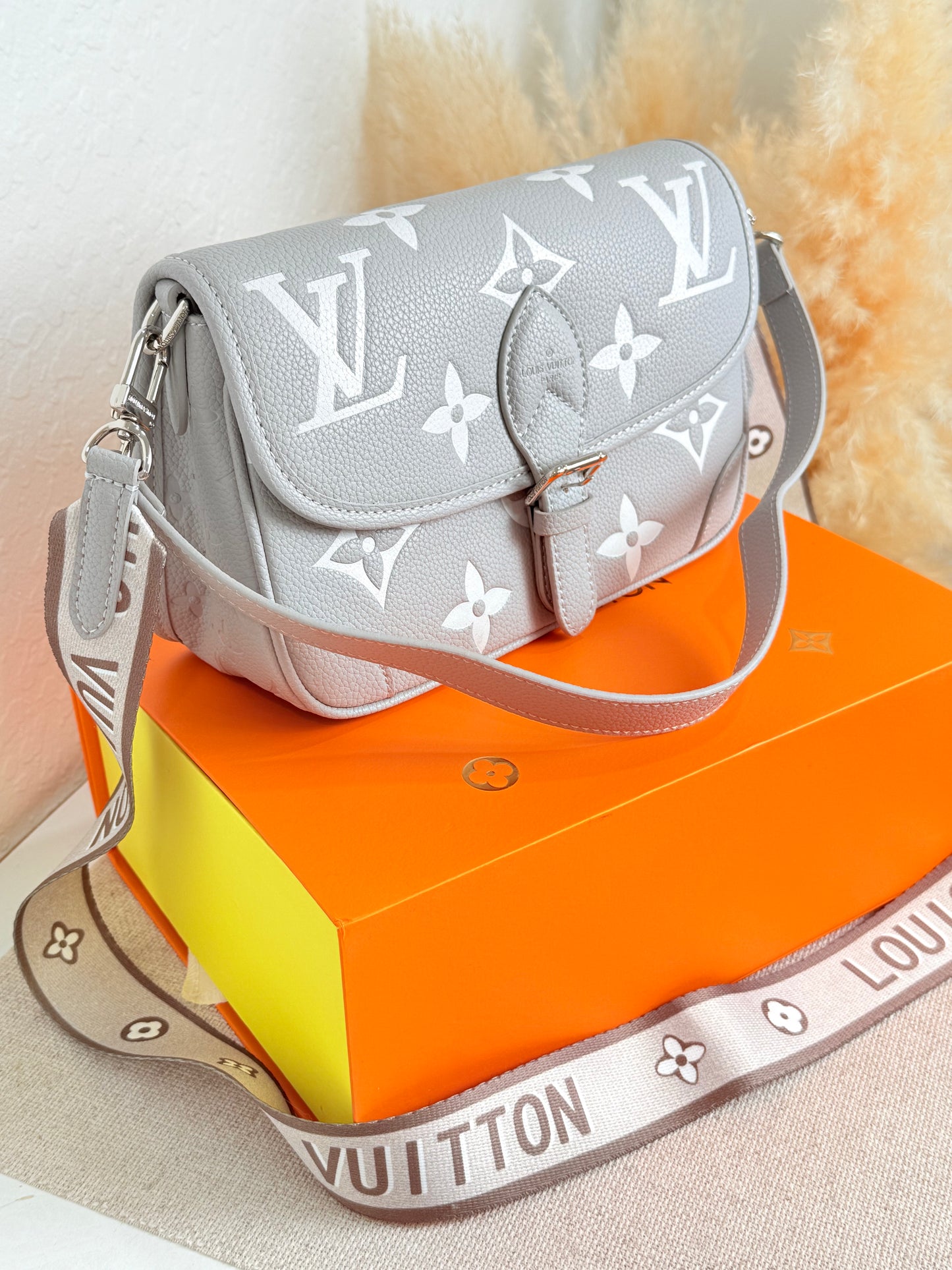 BAG L
