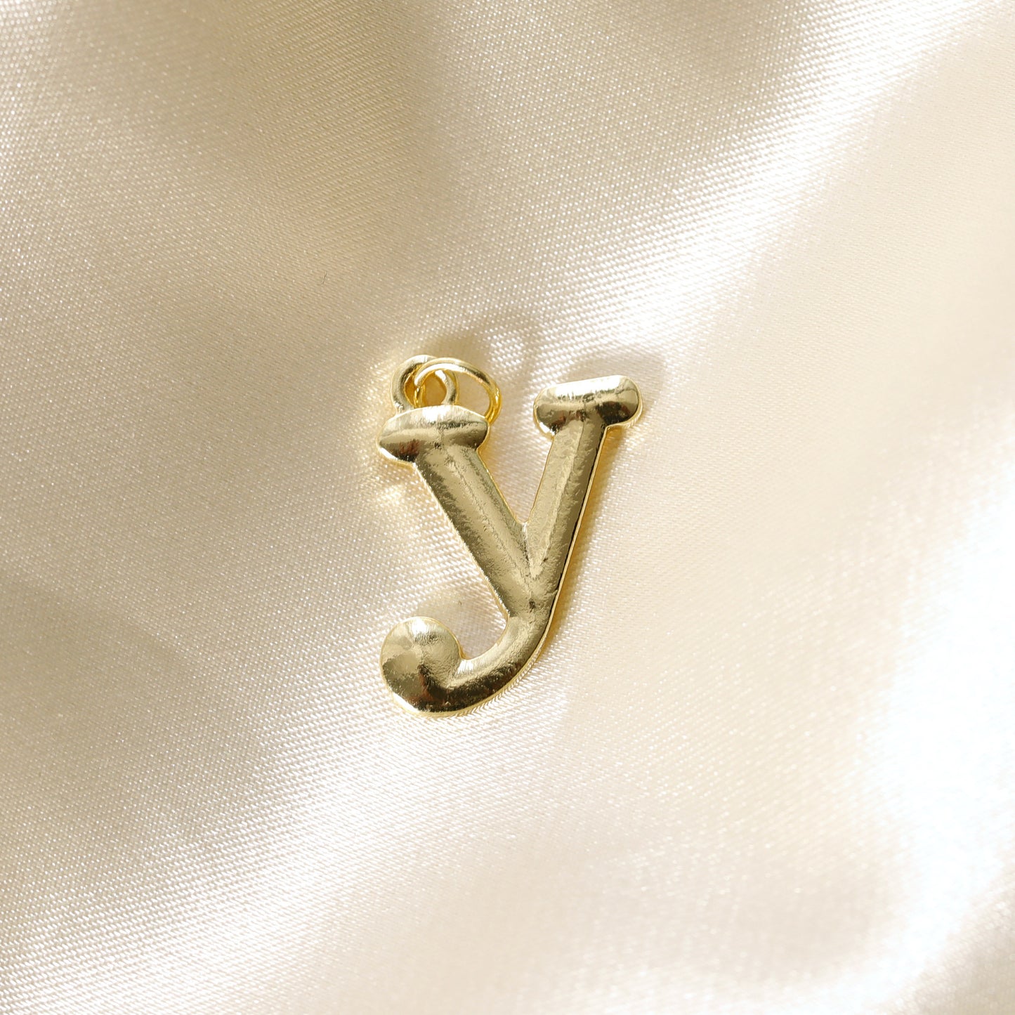 CHARMS INICIAL DE COLORES