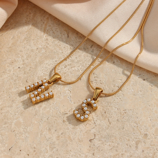 COLLAR INICIAL PERLA