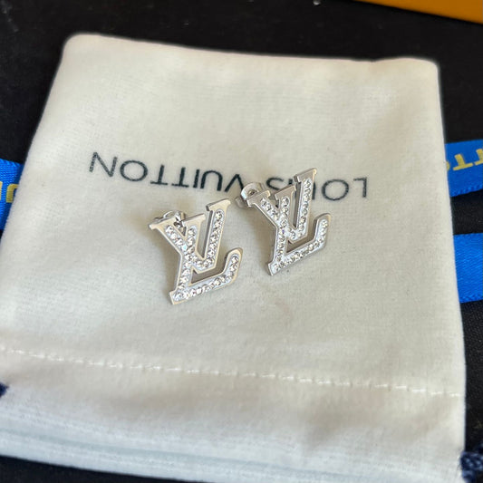 ARETES L V