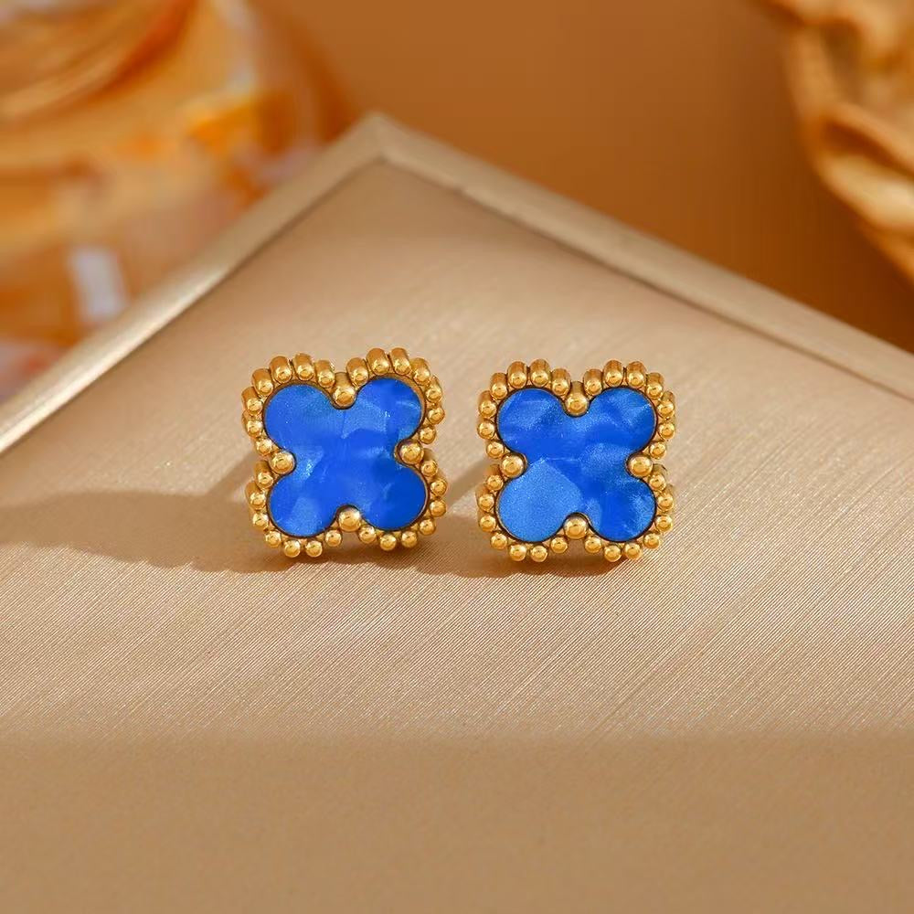 CLOVER EARRINGS