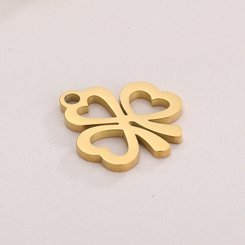 CHARMS TRÉBOL