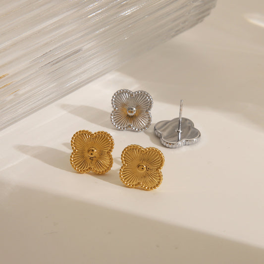 ARETES TRÉBOL
