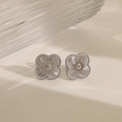 ARETES TRÉBOL