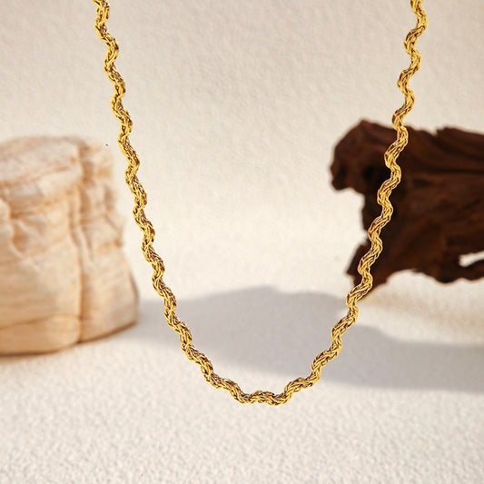NECKLACE ROLL