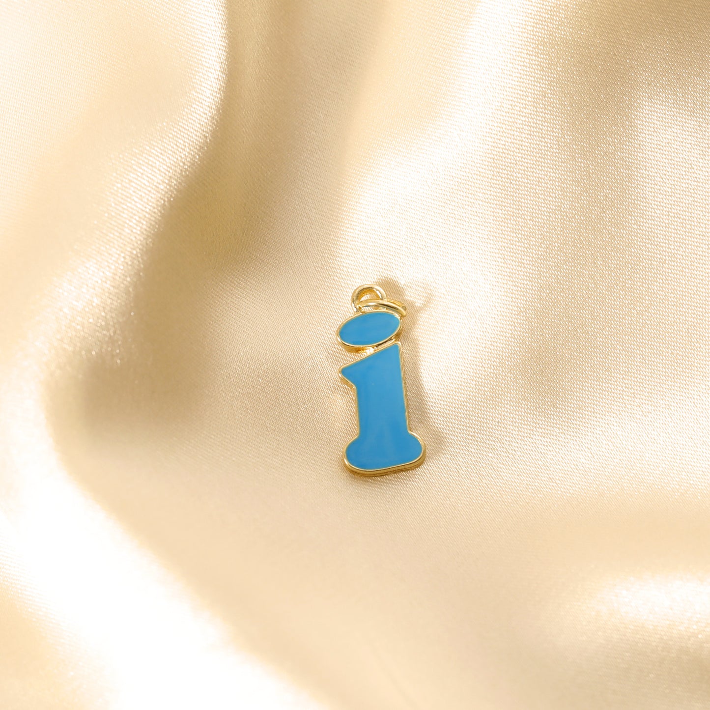 CHARMS INICIAL DE COLORES