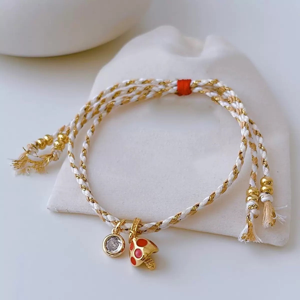 AMAZZI BRACELET