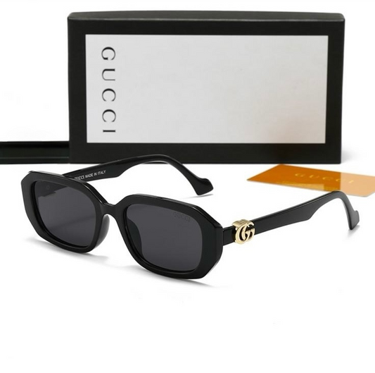 Glasses G C