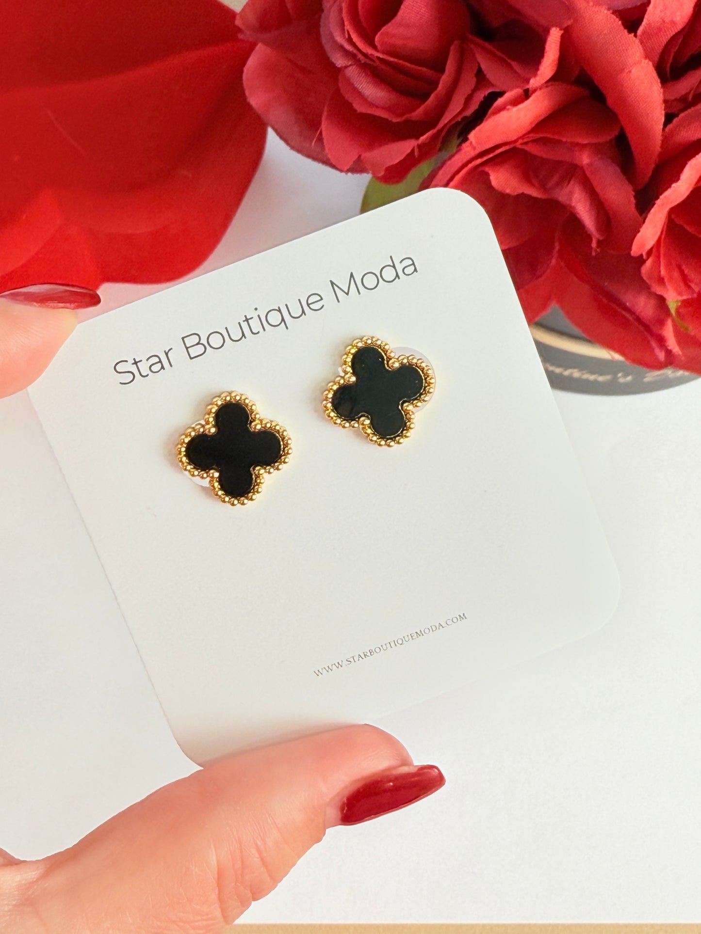 EARRING TRÉBOL BLACK