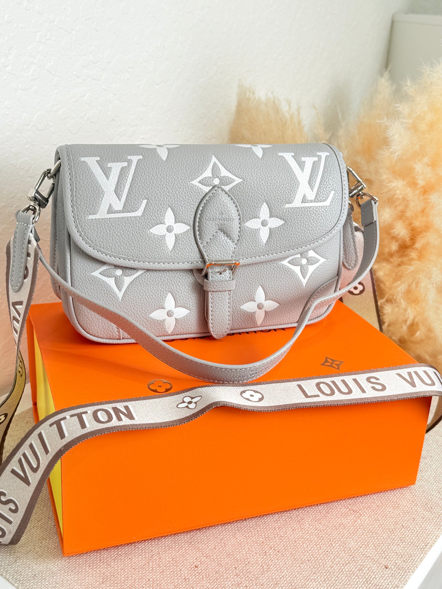 BAG L